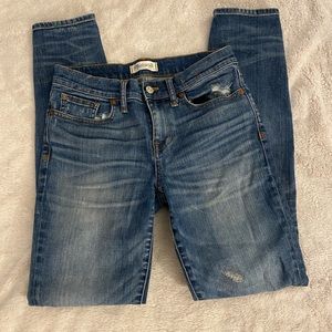 Madewell Mid Skinny Rip & Repair Edition Sz28 EUC